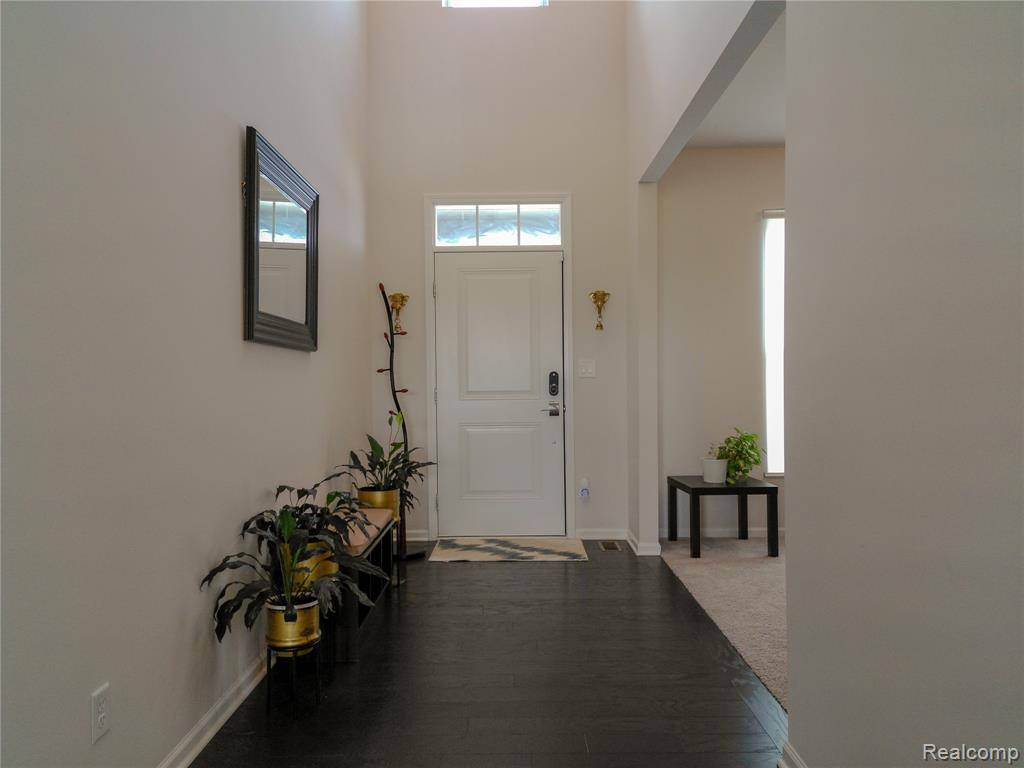 2736 Salt Springs Drive, Saline, MI 48176
