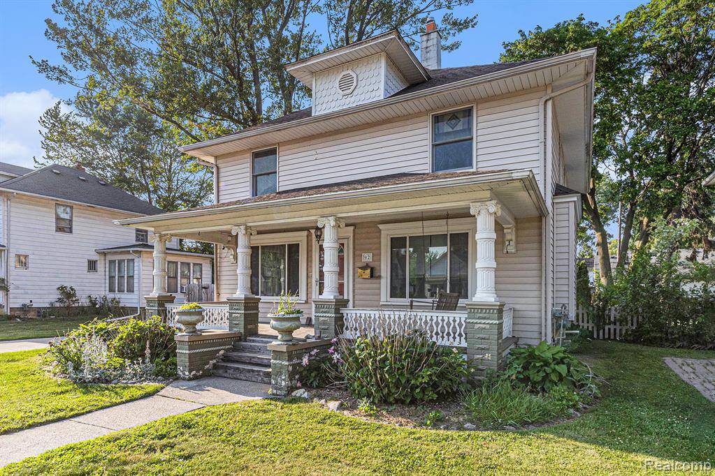 Mount Clemens, MI 48043 1728,92 Gallup Street