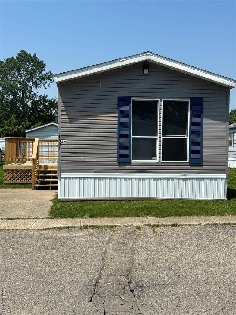 Flint, MI 48532,1524 Crescent Ln Dr Lot 49