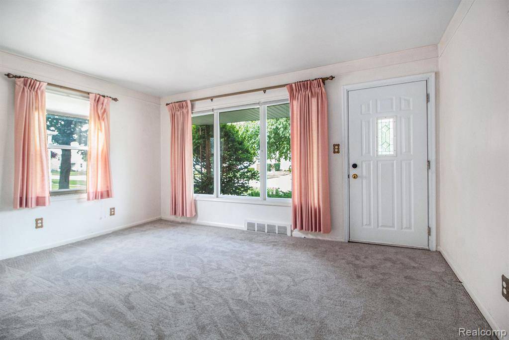 Garden City, MI 48135 2200,6950 Harrison Street
