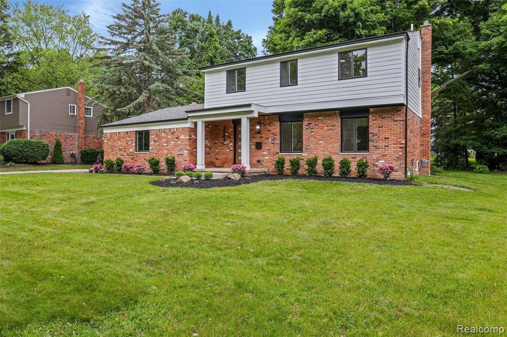 Troy, MI 48084 1134,2084 Kristin Drive