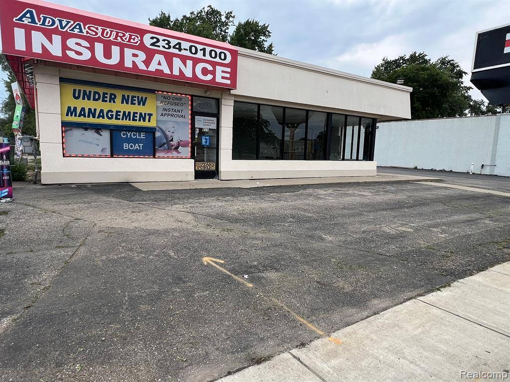 810 S DORT, Flint, MI 48503 2896