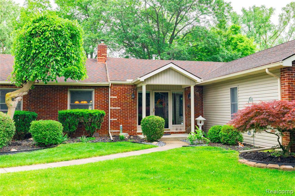 21781 Thorofare Road, Grosse Ile, MI 48138 1491