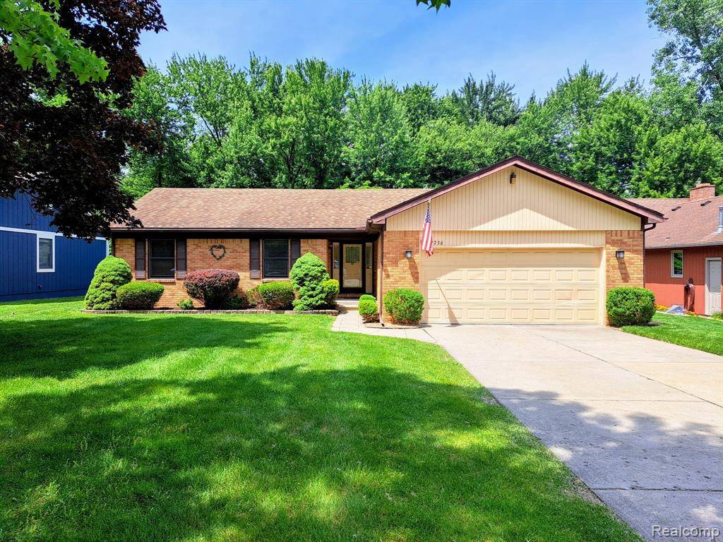 Livonia, MI 48154 6229,29736 Puritan Street