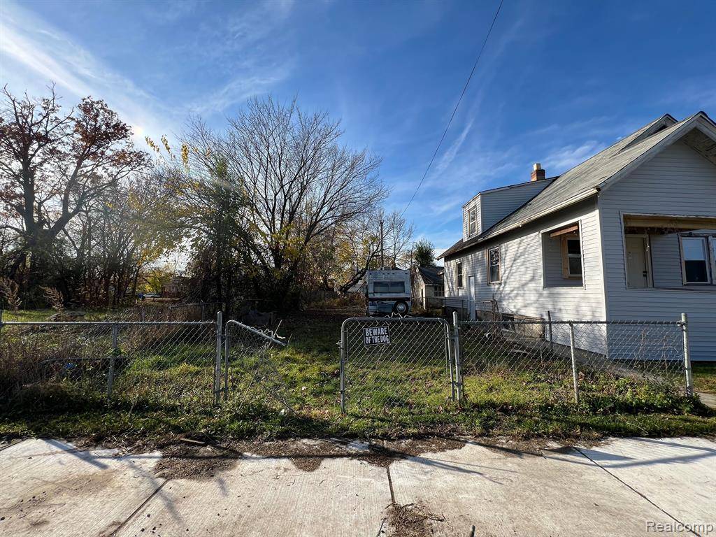 Hamtramck, MI 48212 1855,13763 SPARLING Street