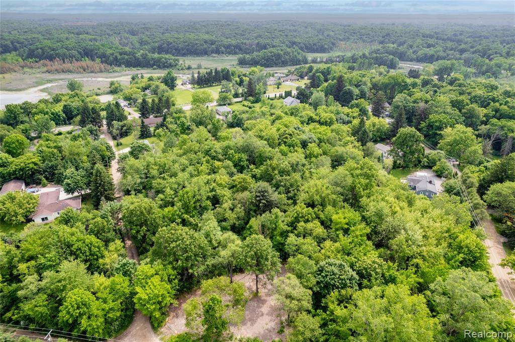 Holly, MI 48442,0 Birchwood Drive