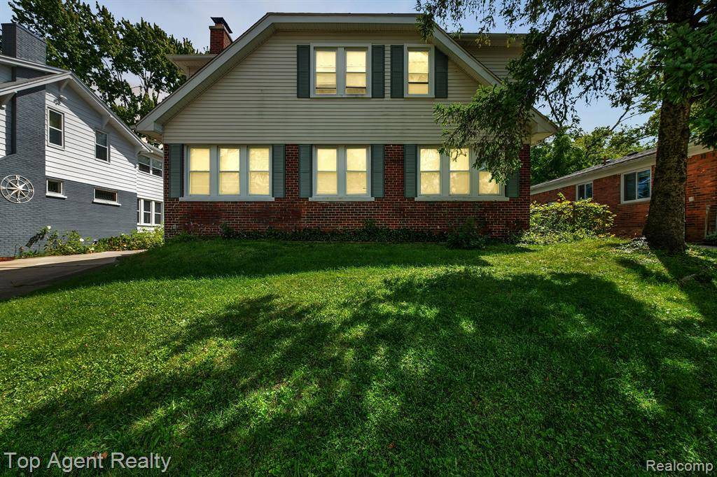 136 ALICE Avenue, Bloomfield Hills, MI 48302 0502