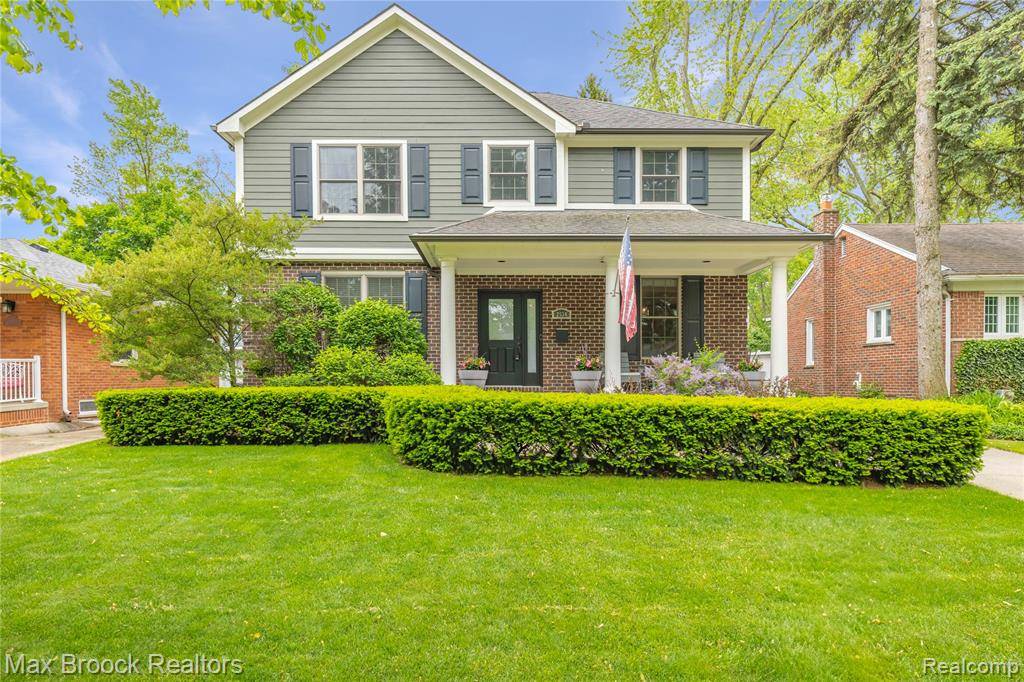 2534 BUCKINGHAM Avenue, Birmingham, MI 48009 7549