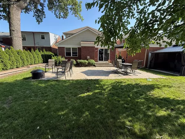 Dearborn, MI 48128,23540 Wilson Avenue