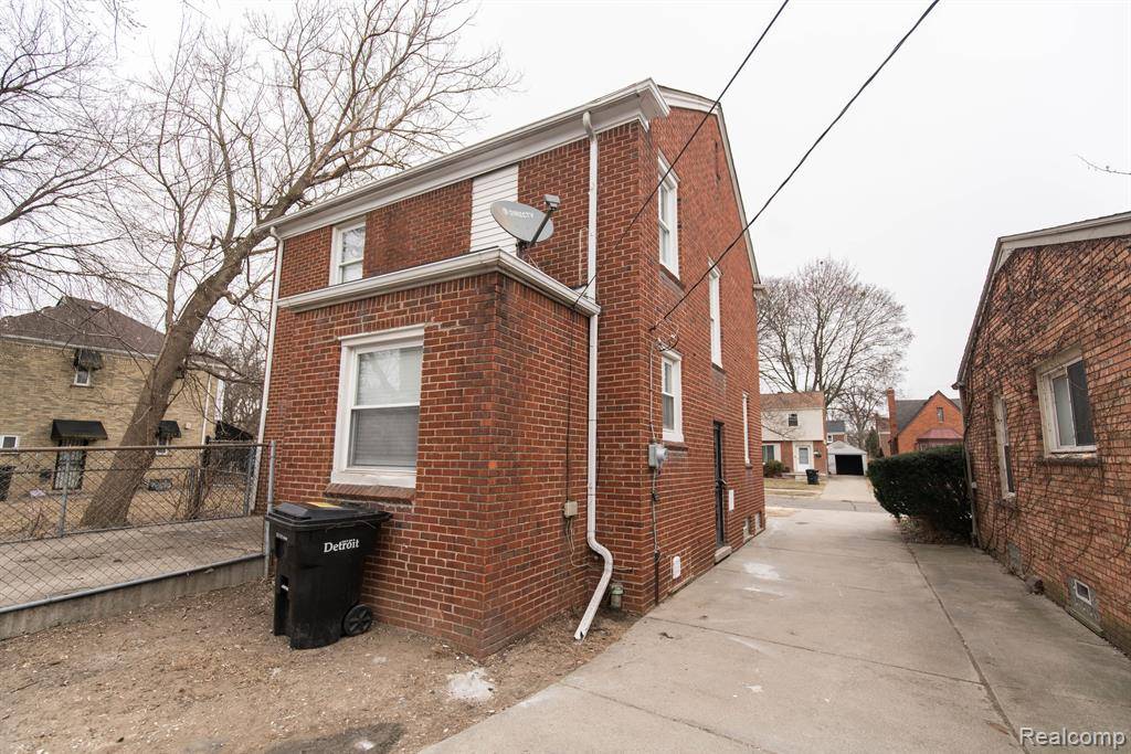 Detroit, MI 48223 1246,15821 KENTFIELD Street