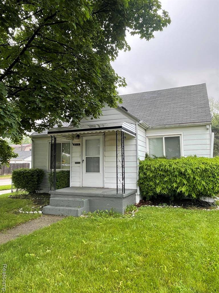 Warren, MI 48089 1627,8203 Paige Avenue