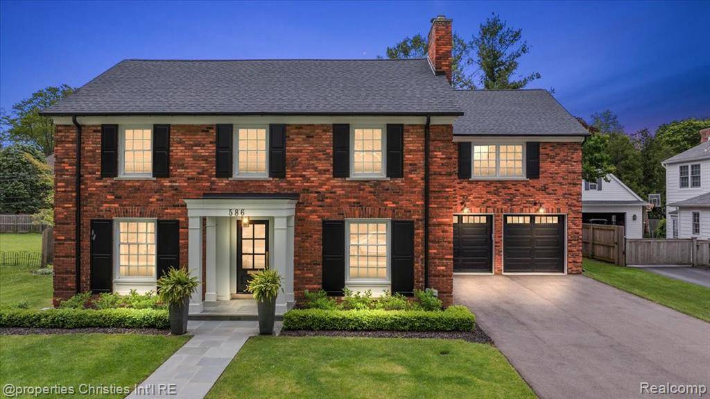 586 Fairfax Street, Birmingham, MI 48009 1235