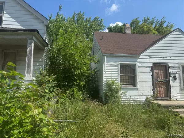 Detroit, MI 48205 2915,15065 Saratoga Street
