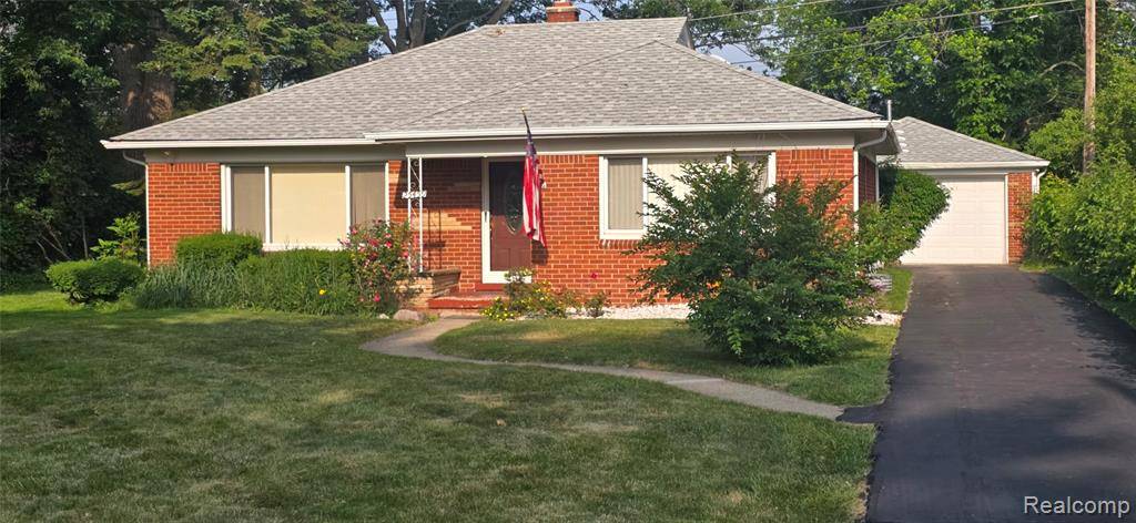 Warren, MI 48091 1548,25459 Curie Avenue