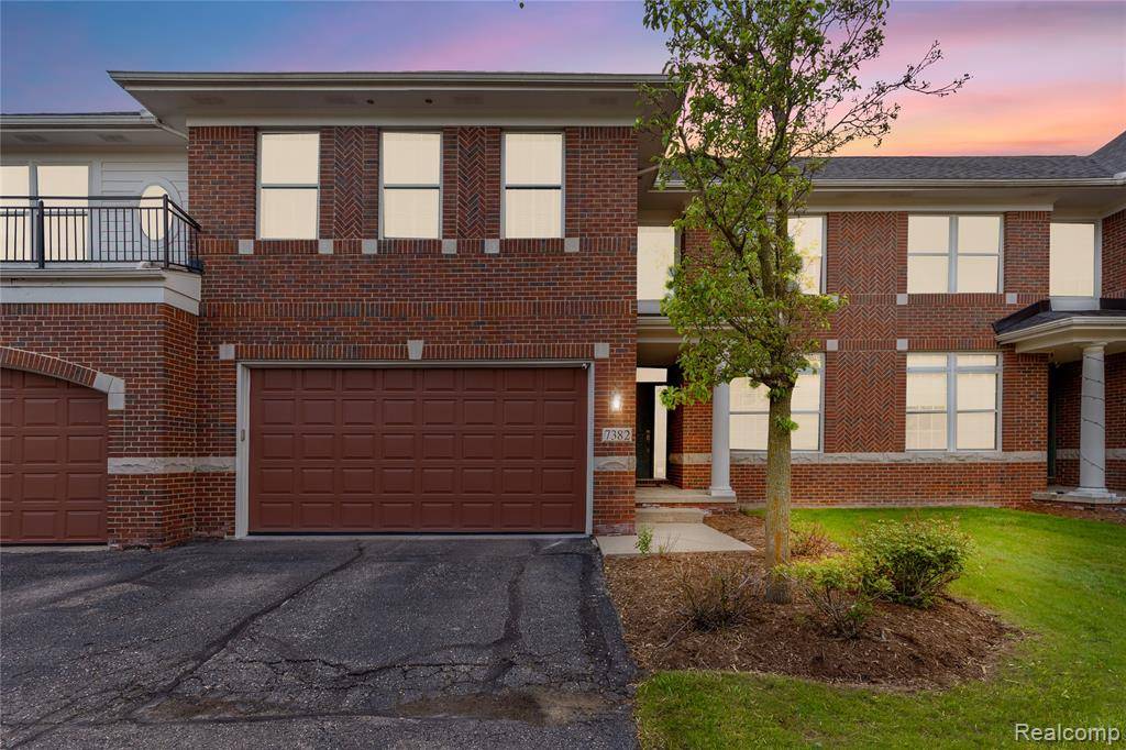7382 Gateway Drive, West Bloomfield, MI 48322 3697