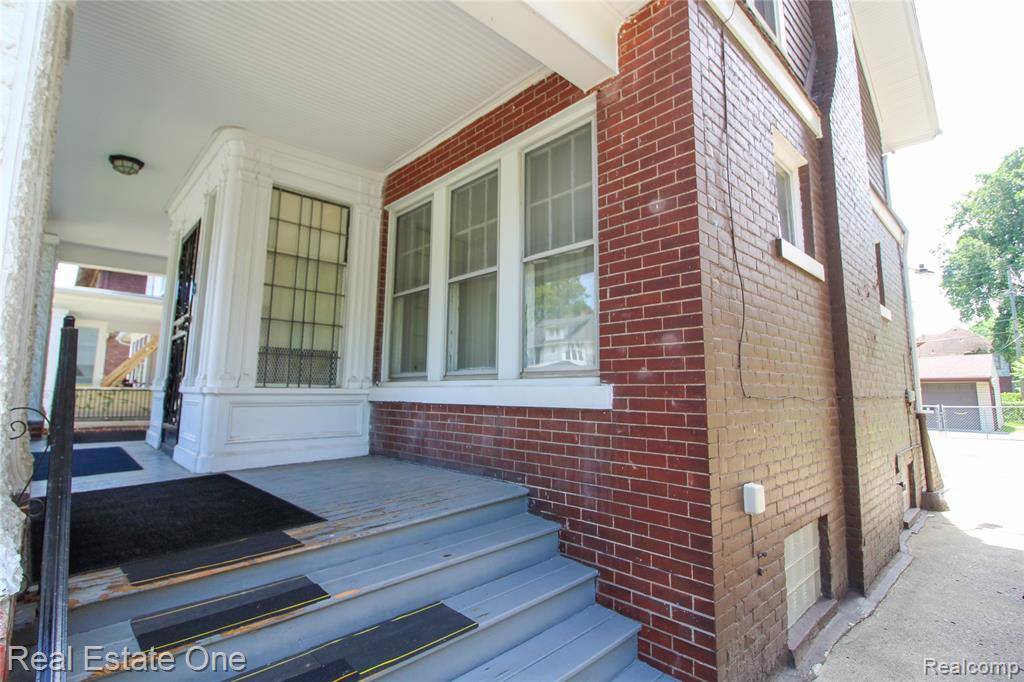 Highland Park, MI 48203 3539,118 Massachusetts Street