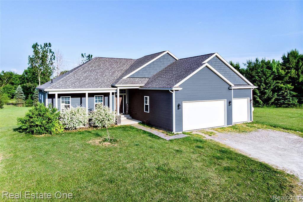 10125 Chase Lake Road, Fowlerville, MI 48836 9788