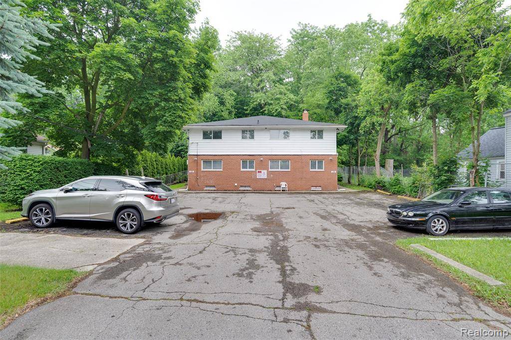 Ypsilanti, MI 48198 5680,33 S Grove Street