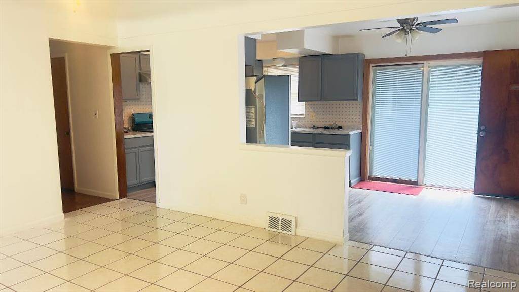 Warren, MI 48091 4509,23930 Eureka Avenue