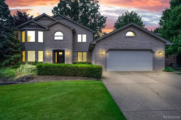 Troy, MI 48085 7002,2942 Bywater Drive