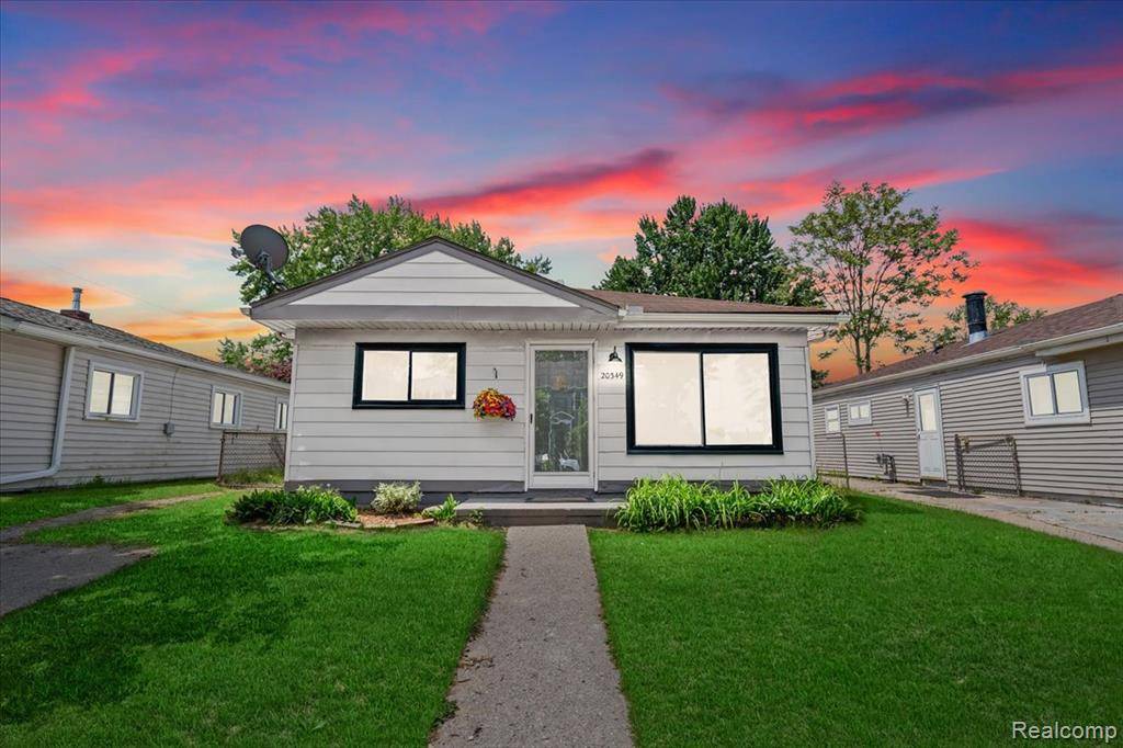 20349 Floral Street, Livonia, MI 48152 2323