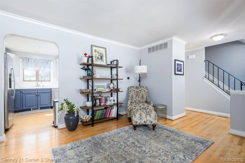 Clinton Township, MI 48038 1912,41924 Amberly Drive