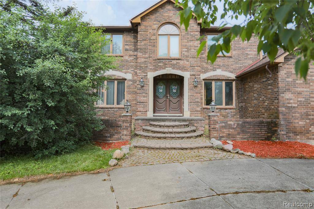 810 Box Canyon Court, Rochester Hills, MI 48309 2328