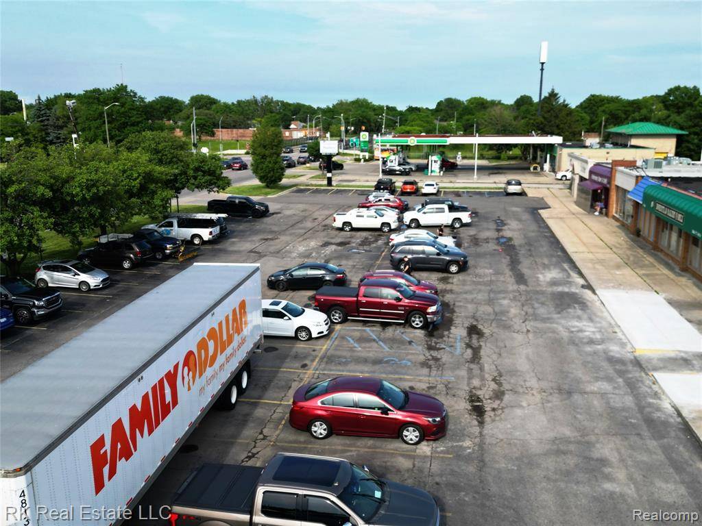 Eastpointe, MI 48021 1450,19364 E 10 Mile Road