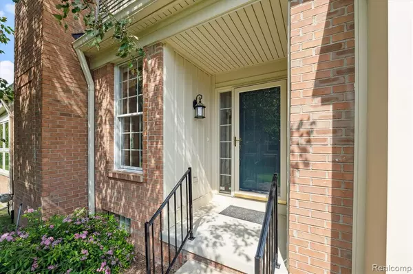 Rochester, MI 48306 4808,1921 Dunham Drive
