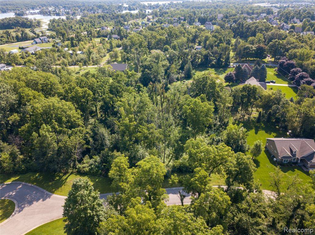 1920 Laflamme Court, White Lake, MI 48386 1873