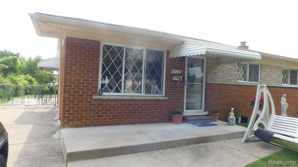Warren, MI 48092 2641,27038 Grobbel Drive