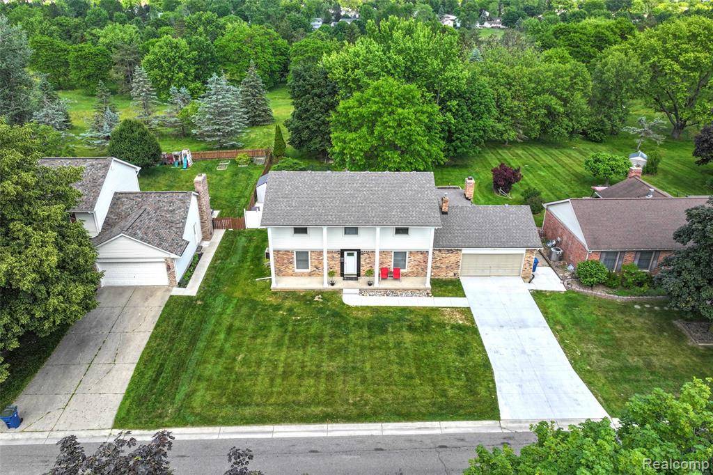 Grand Blanc, MI 48439 1660,12031 Townline Road