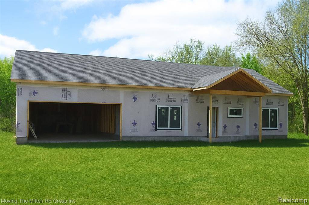 43001 Willow Road, New Boston, MI 48164 4816