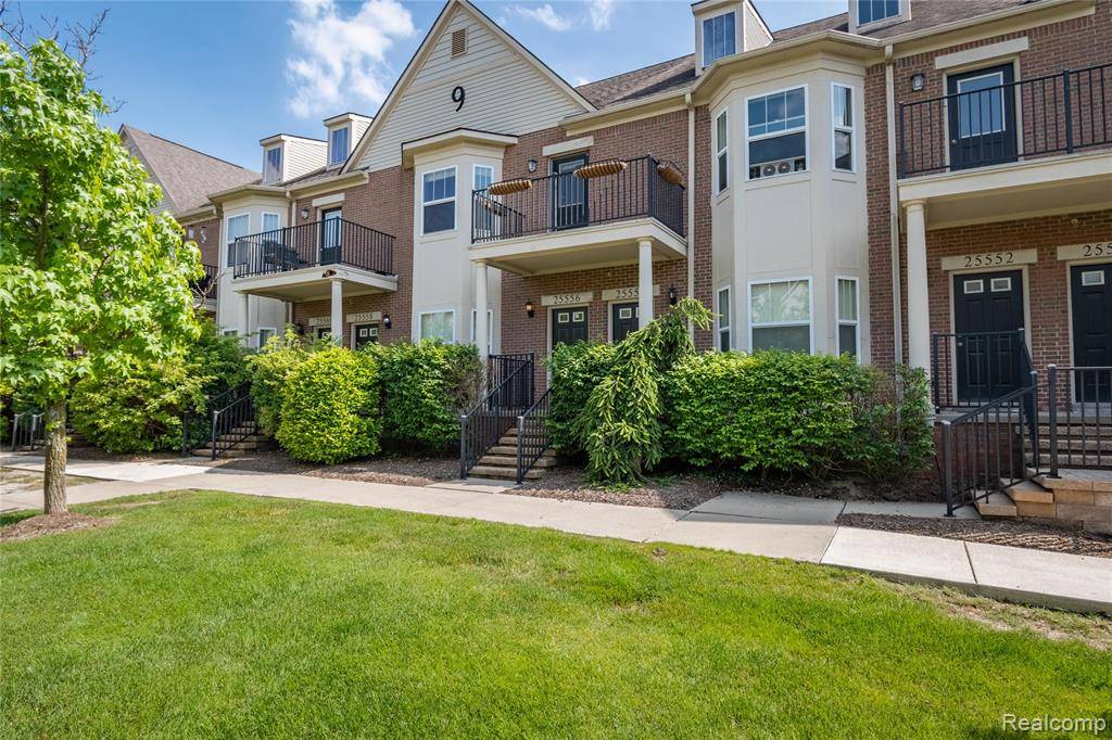25556 Portico Lane, Novi, MI 48375 1860