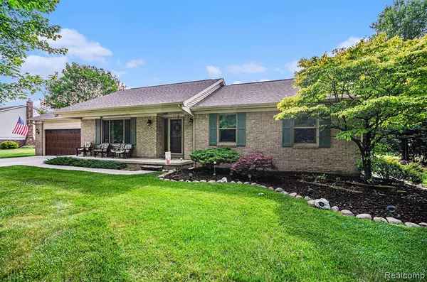 9300 Clippert Street, Taylor, MI 48180 3746