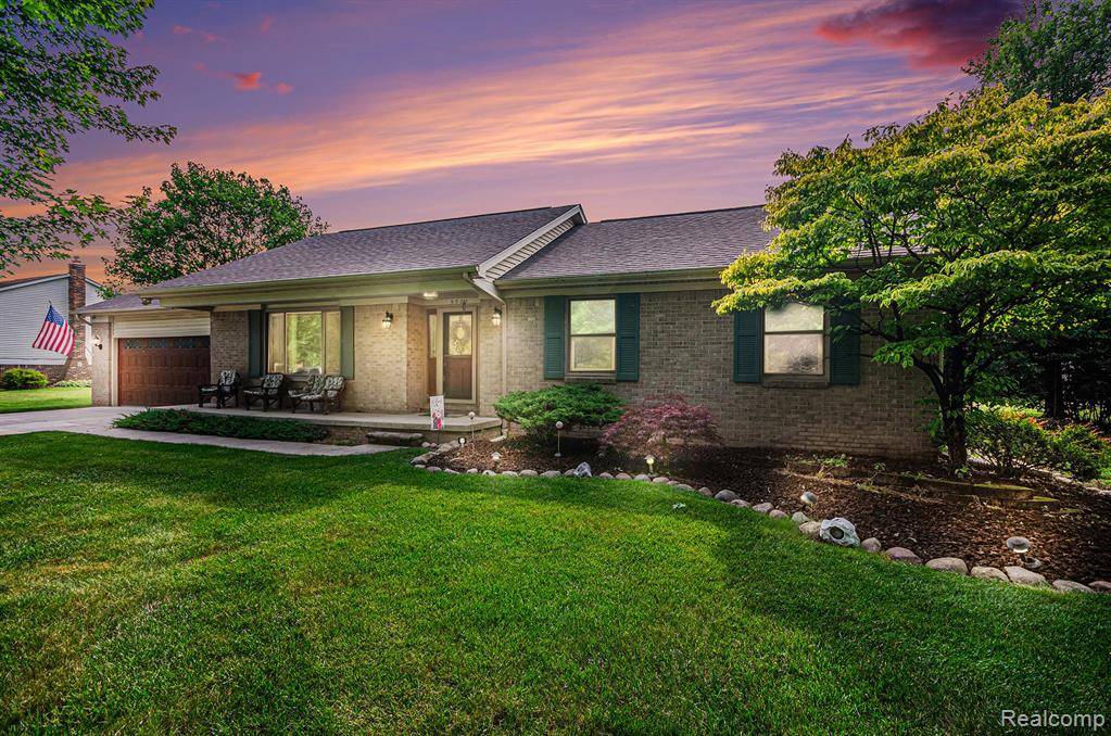 Taylor, MI 48180 3746,9300 Clippert Street