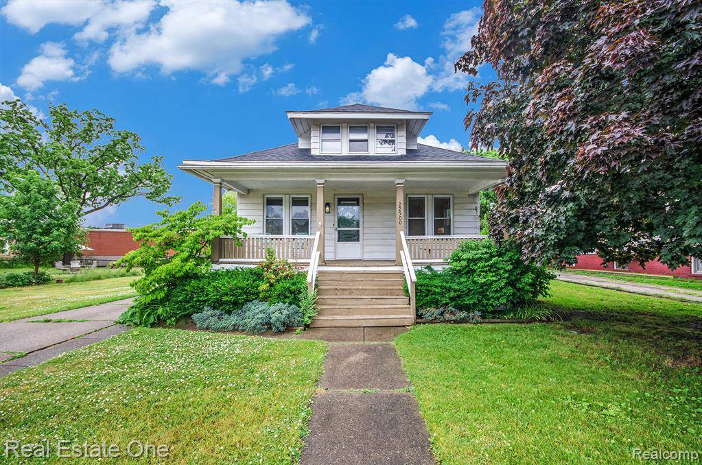 22500 Boulder Avenue, Eastpointe, MI 48021 2382