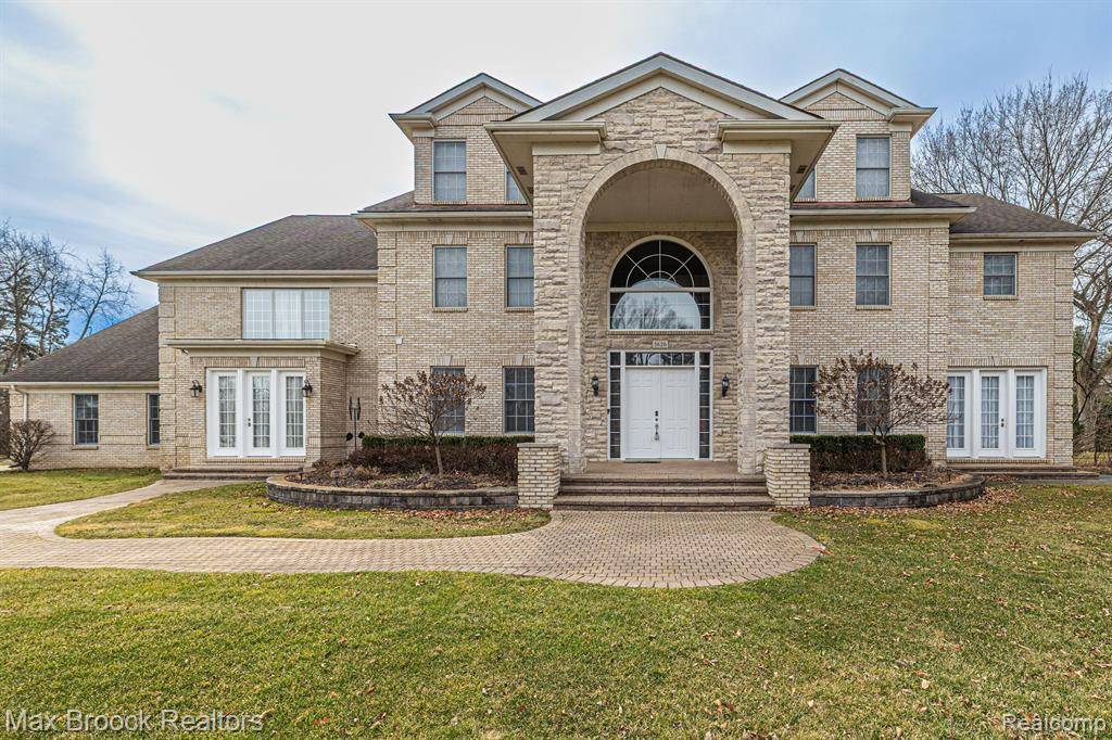 5626 SHADOW Lane, Bloomfield Hills, MI 48302 4048