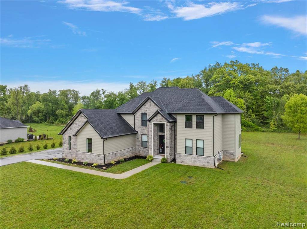 Springfield, MI 48350 3342,5344 Birch Drive