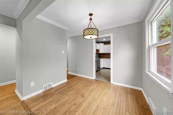 Berkley, MI 48072 3441,3572 Tyler Avenue