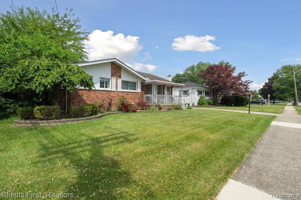 Garden City, MI 48135 3164,939 Deering Street