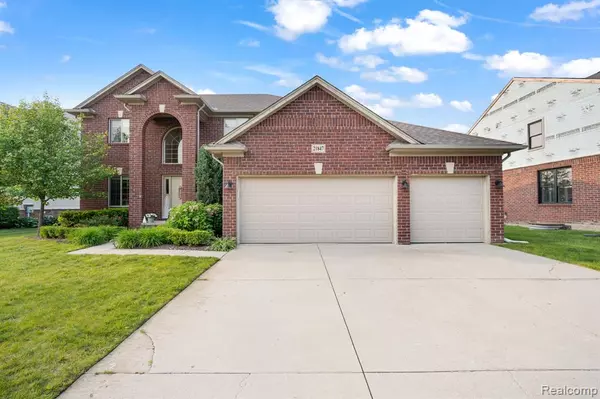 21847 Waycross Drive, Macomb, MI 48044 2325