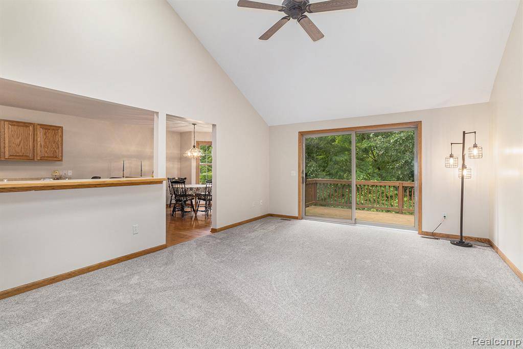 Brighton, MI 48116 3754,6144 Northridge Hills Drive