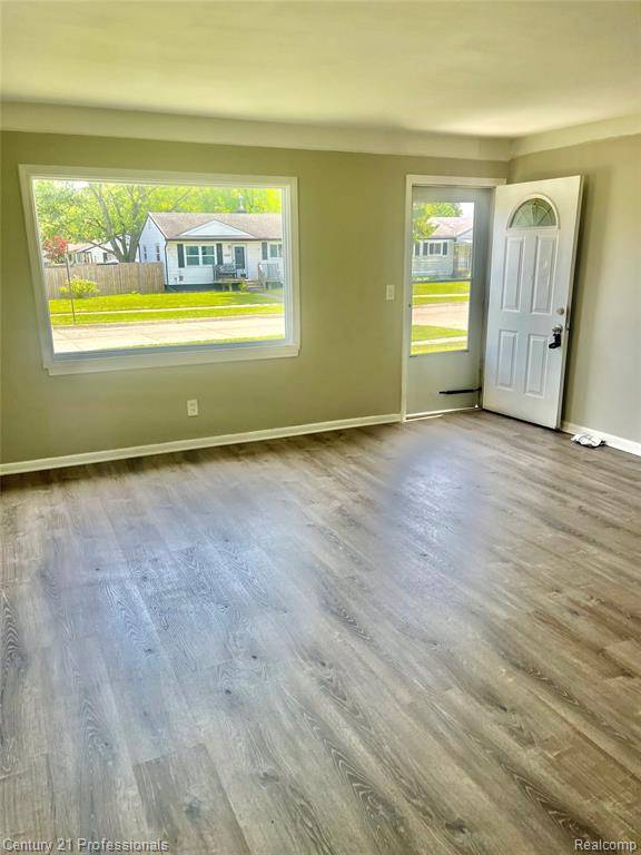 Warren, MI 48089 2860,14463 Leonard Avenue
