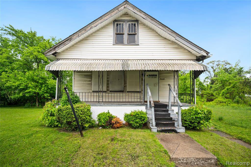 15640 Inverness Street, Detroit, MI 48238 3912