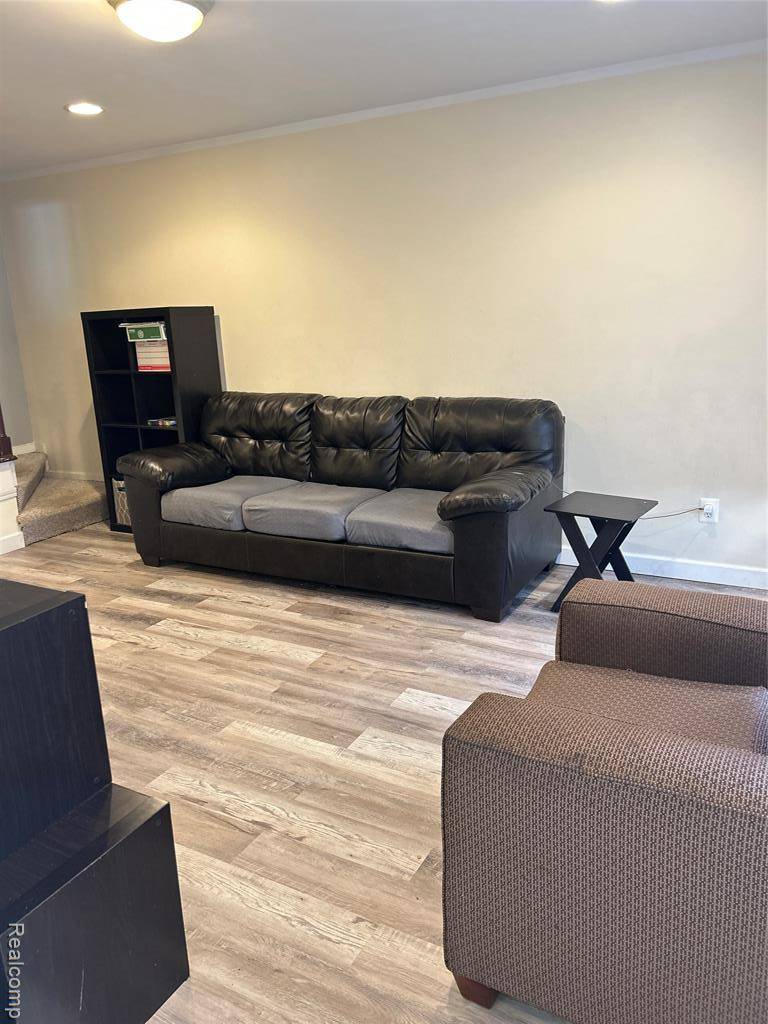 Clinton Township, MI 48035 1111,36014 Chapel Court