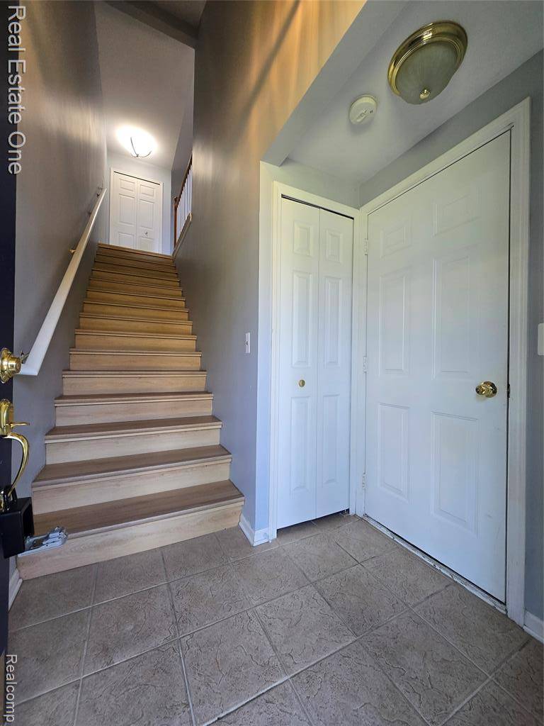 Rochester Hills, MI 48306 4790,3547 OAKMONTE Boulevard