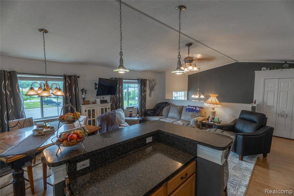 Grand Blanc, MI 48439 7444,1014 Timber Ridge Court