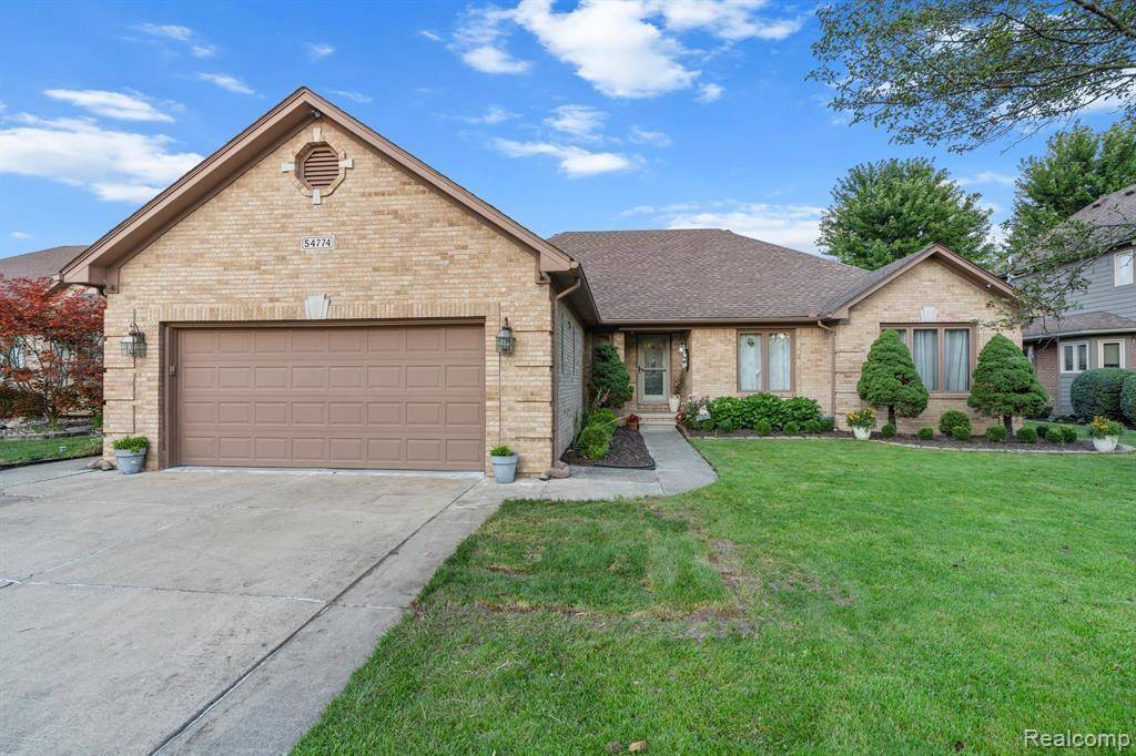 54774 Ashley Lauren Drive, Macomb, MI 48042