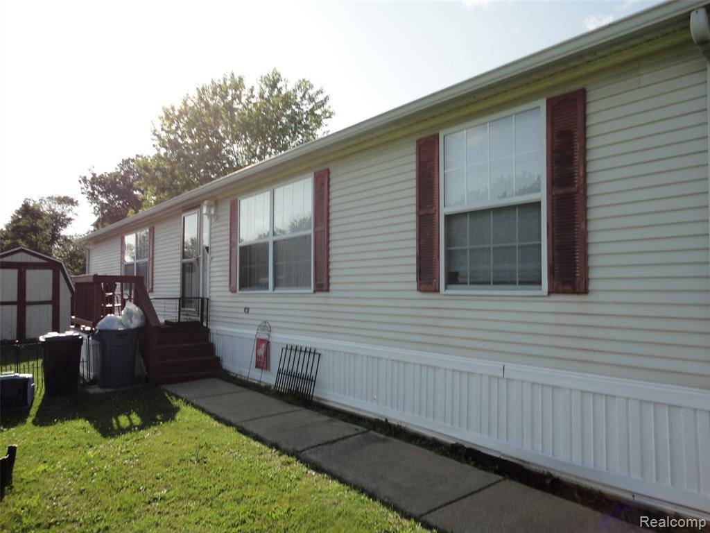 453 Glencoe Drive, Temperance, MI 48182 1096